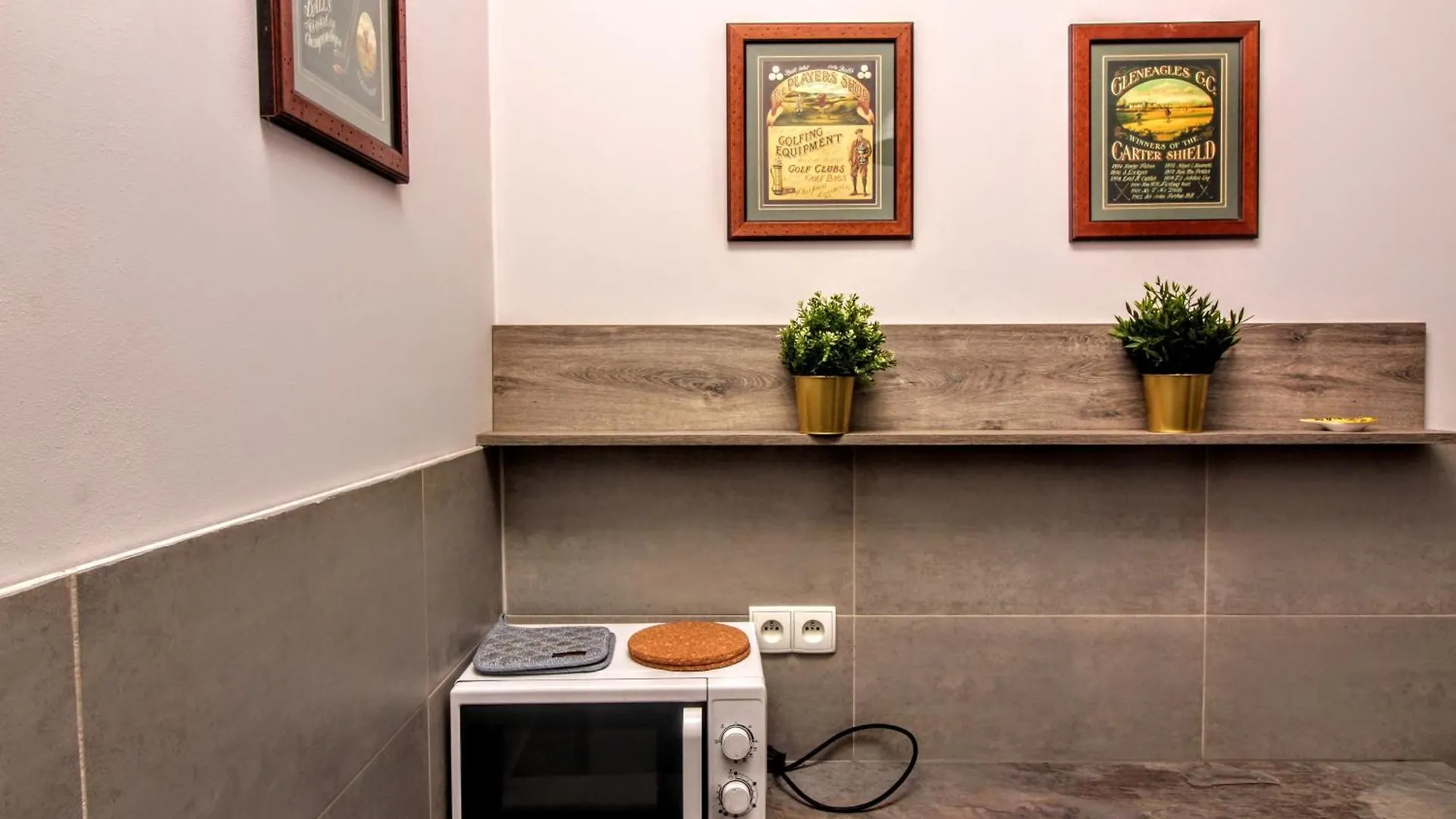 One-Bedroom Flat In Stradom! Lem , Stradomska 5, Apartment 17 Краков