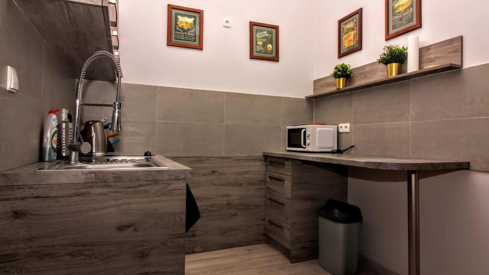 One-Bedroom Flat In Stradom! Lem , Stradomska 5, Apartment 17 Краков