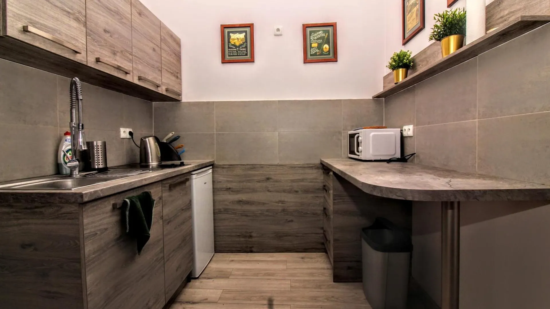 One-Bedroom Flat In Stradom! Lem , Stradomska 5, Apartment 17 Краков